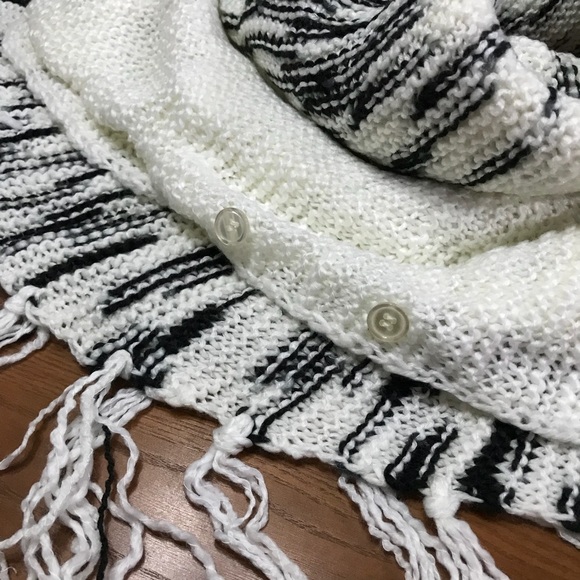 Limited Addition Lularoe Mimi - Picture 2 of 5